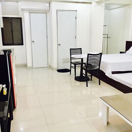 Residencia San Vicente - Pasay -Budget Hotel Экстерьер фото