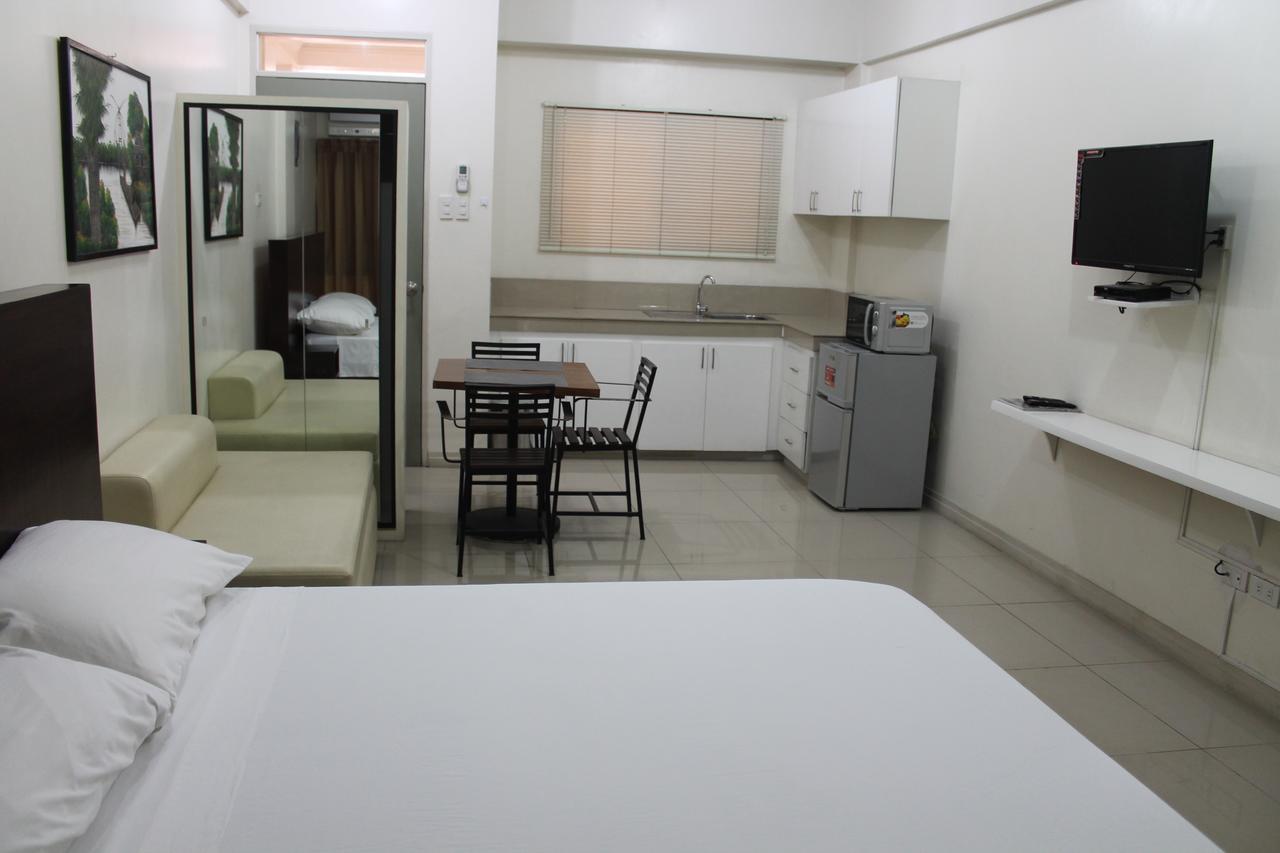 Residencia San Vicente - Pasay -Budget Hotel Манила Экстерьер фото